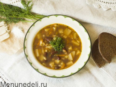 Фасолевый суп с говядиной
