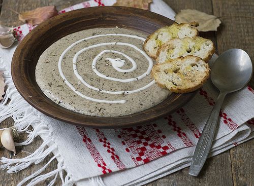 Рецепт супа-пюре из белых грибов с хрустящими гренками | Меню недели
