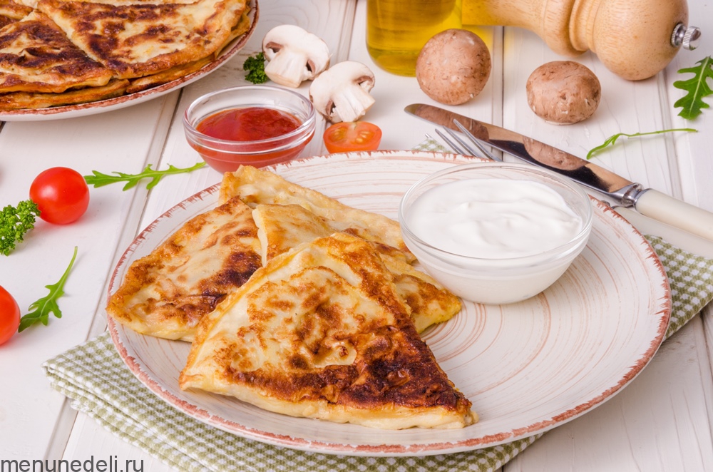 Рецепт бендериков с курицей и грибами | Меню недели