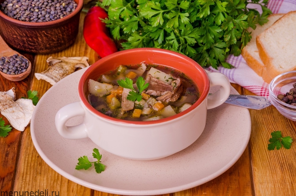 Рецепт супа с сушеными грибами и чечевицей | Меню недели