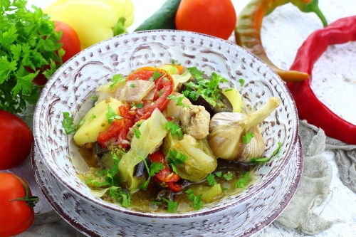 Меню недели Томленое мясо с овощами: рецепт пошаговый с фото