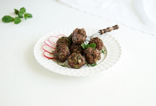Мясные шарики из говяжьего фарша на пару | Меню недели Мясные шарики из говяжьего фарша на пару: рецепт пошаговый с фото
