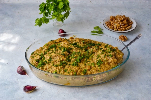 Сациви из курицы по-грузински: классический рецепт с фото | Меню недели