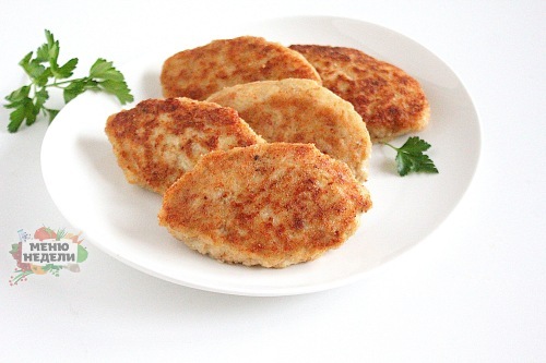 Котлеты из куриного фарша на сковороде: рецепт классический с фото | Меню недели